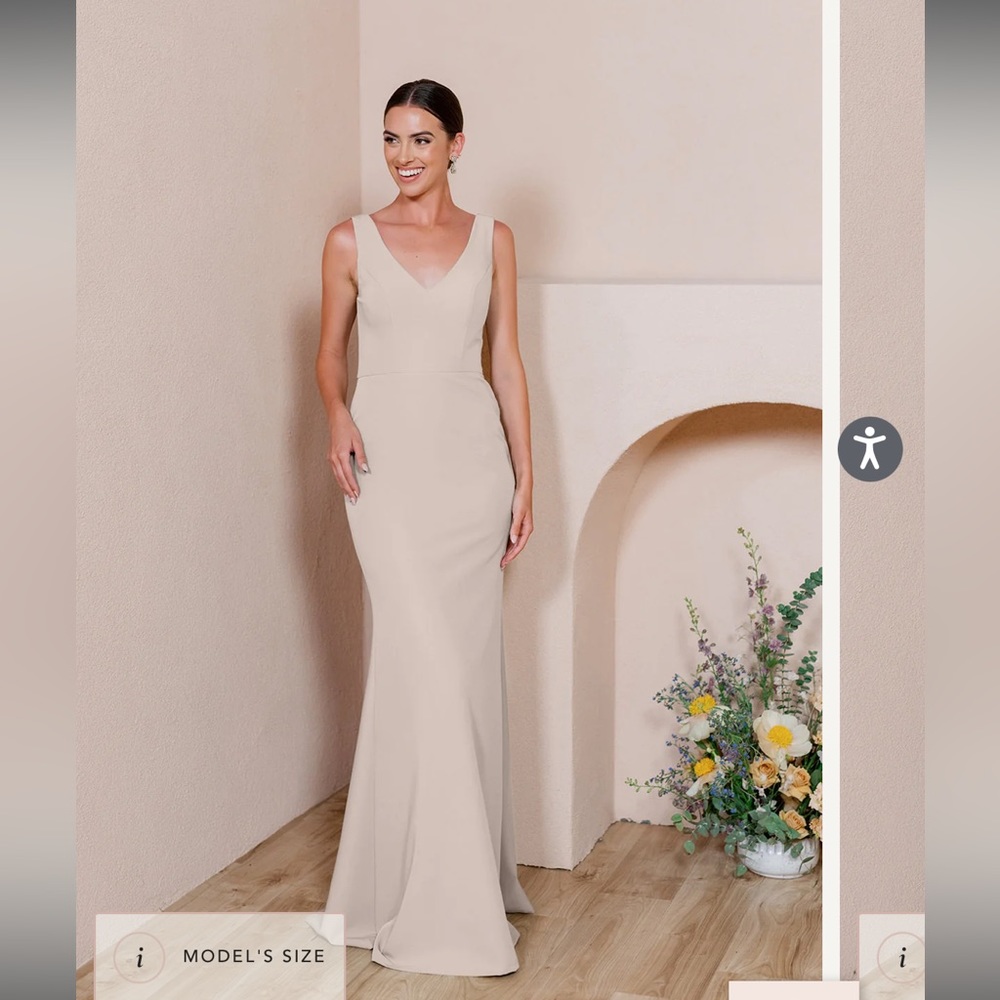 Revelry Dakota Crepe Bridesmaid Dress - Gold Champagne size 6